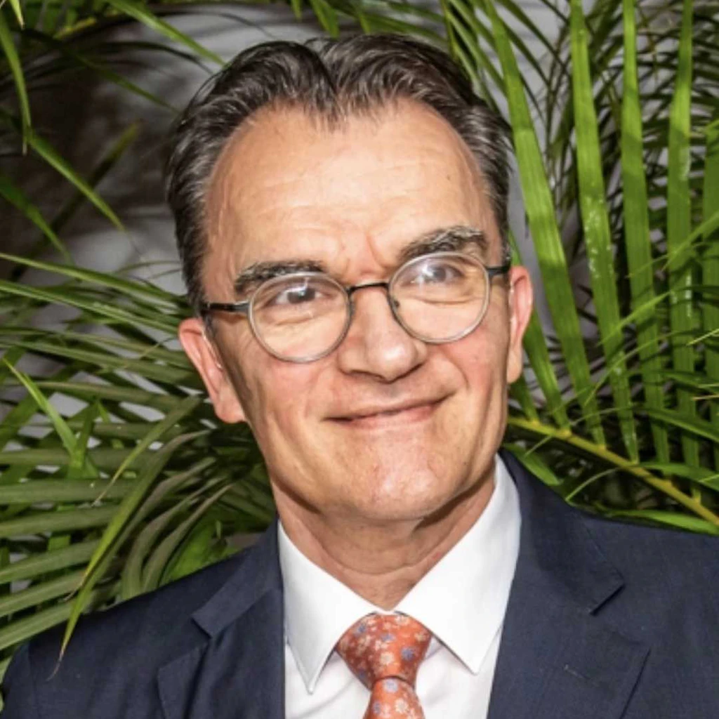 Lukas Gasser, Ambassadeur de la Suisse au Portugal